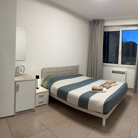 *Veranda'S Rooms* - Free Parking In Central Lugano Extérieur photo
